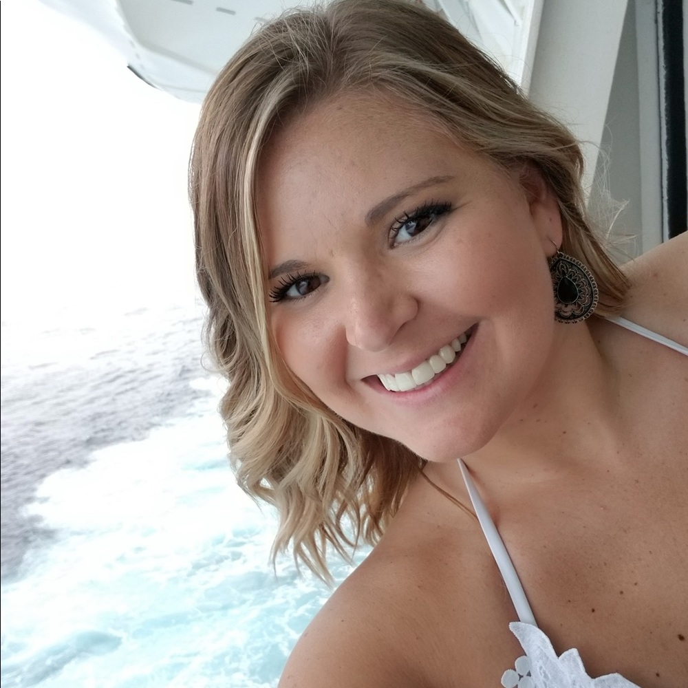 Meet your Posher, Shelby